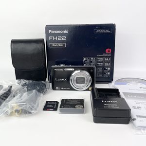 Panasonic LUMIX FH22 8x 14.1MP Camera w/Battery & Charger & Card In Box - Tested